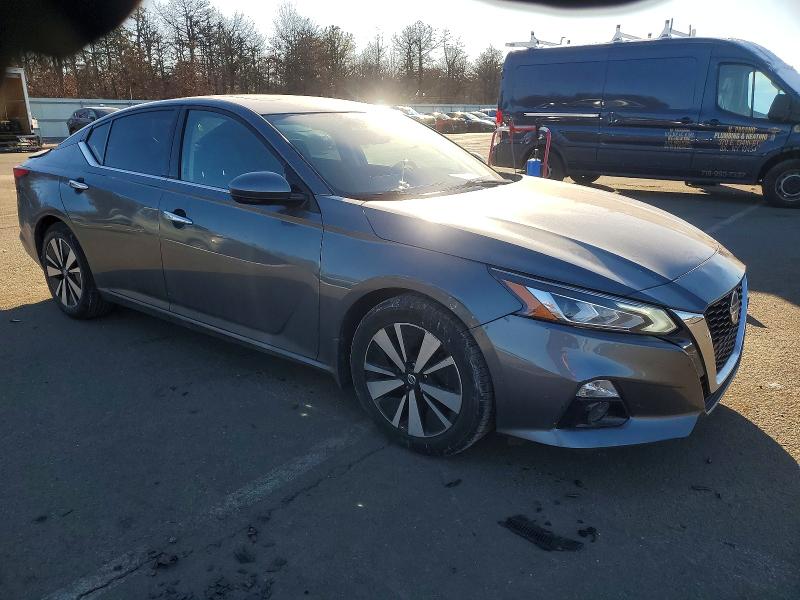 Photo 4 from auction – 2019 NISSAN ALTIMA SV with VIN 1N4BL4DV5KC163280