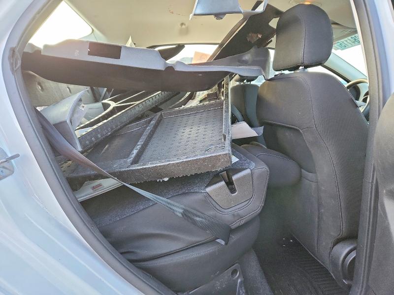 Photo 10 from auction – 2015 FORD FOCUS SE with VIN 1FADP3F28FL206025