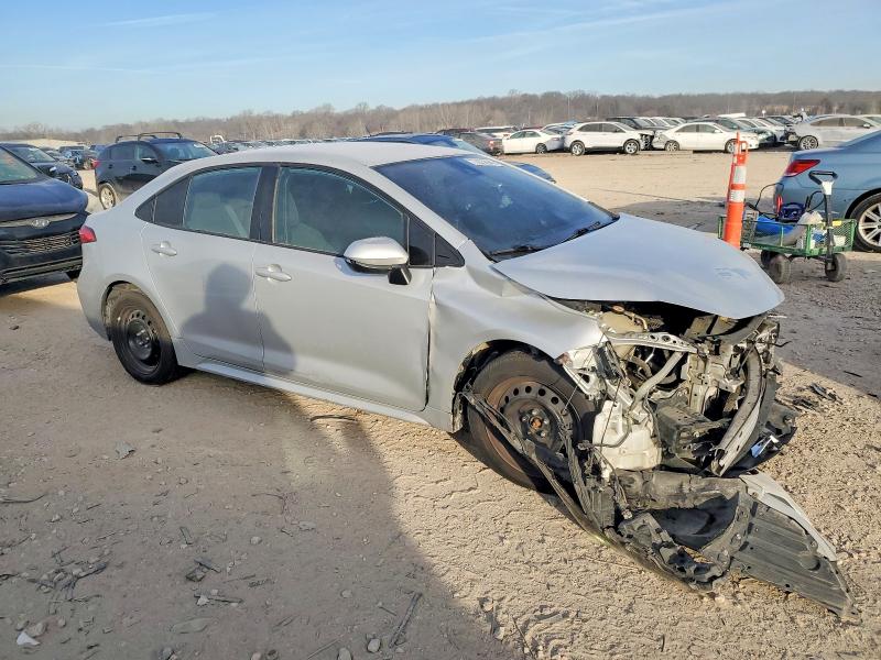 Photo 4 from auction – 2020 TOYOTA COROLLA LE with VIN 5YFEPRAE0LP095931