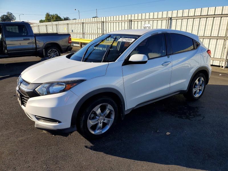 HONDA HR-V 2017 with VIN 3CZRU5H34HM702882 - Photo from auction