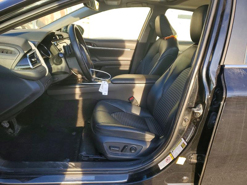 Photo 7 from auction – 2018 TOYOTA CAMRY L with VIN 4T1B11HK2JU650407