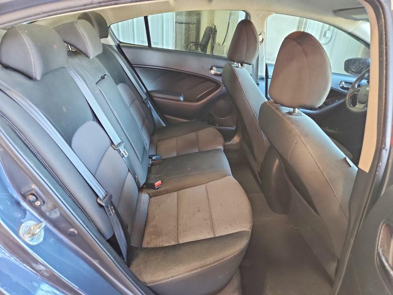 Photo 10 from auction – 2015 KIA FORTE LX with VIN KNAFX4A68F5350596