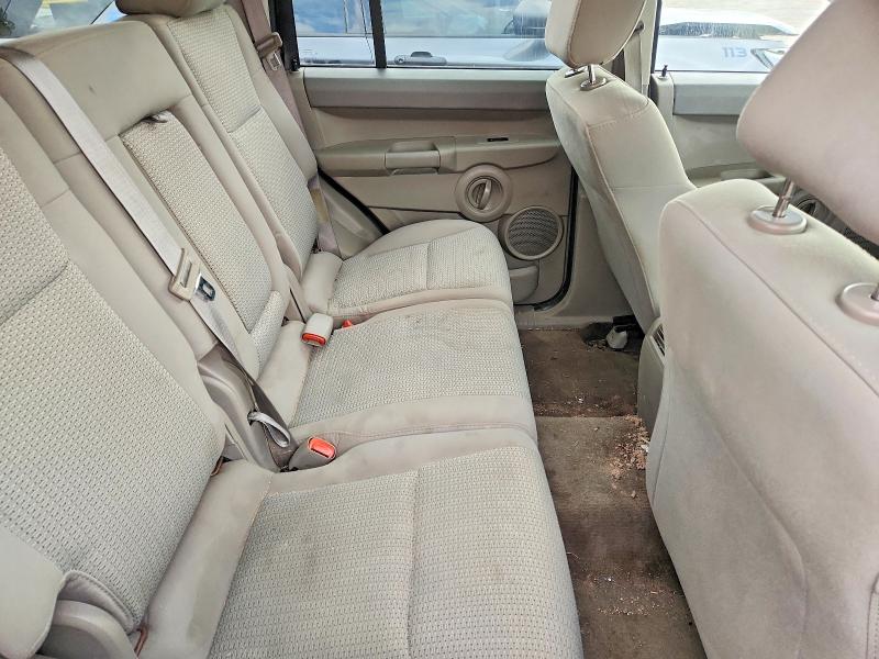 Photo 11 from auction – 2008 JEEP COMMANDER with VIN 1J8HG48KX8C155444