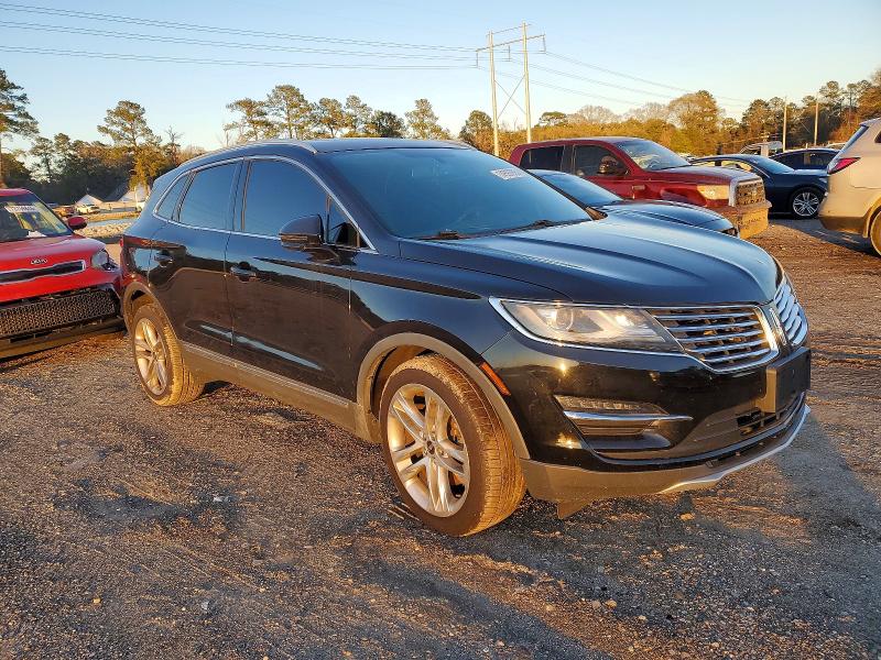 Photo 4 from auction – 2017 LINCOLN MKC RESERV with VIN 5LMCJ3D97HUL13550