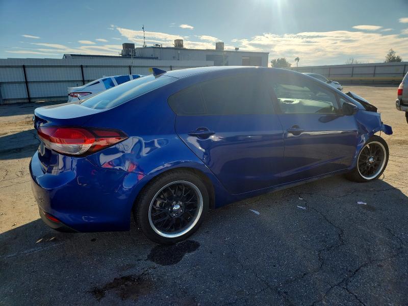 Photo 3 from auction – 2017 KIA FORTE with VIN 3KPFK4A77HE129721
