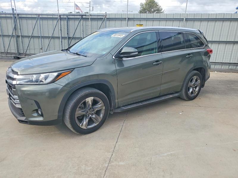 TOYOTA HIGHLANDER 2019 con VIN 5TDDZRFH7KS920751 - Foto de la subasta