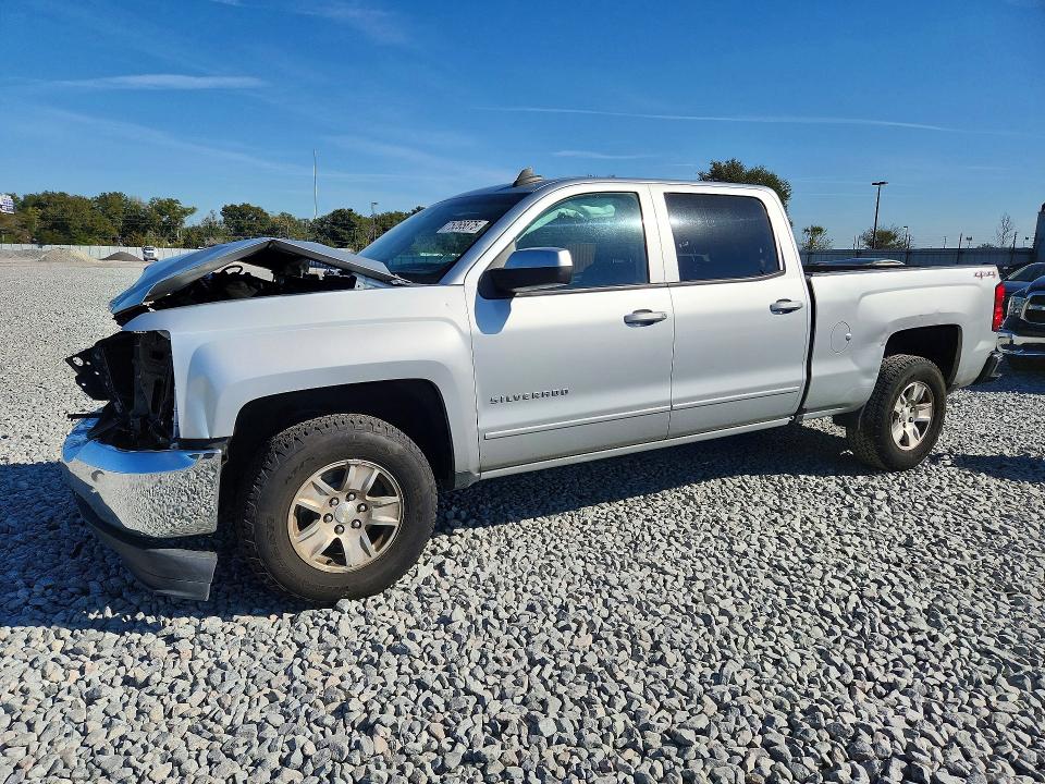 CHEVROLET SILVERADO 2017 with VIN 1GCUKREC3HF138580 - Photo from auction
