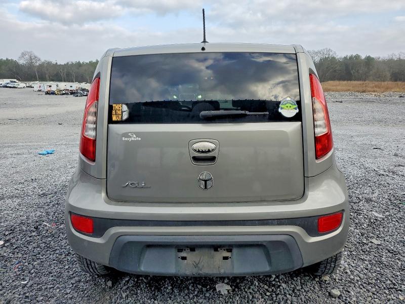 Photo 6 from auction – 2013 KIA SOUL with VIN KNDJT2A64D7590159