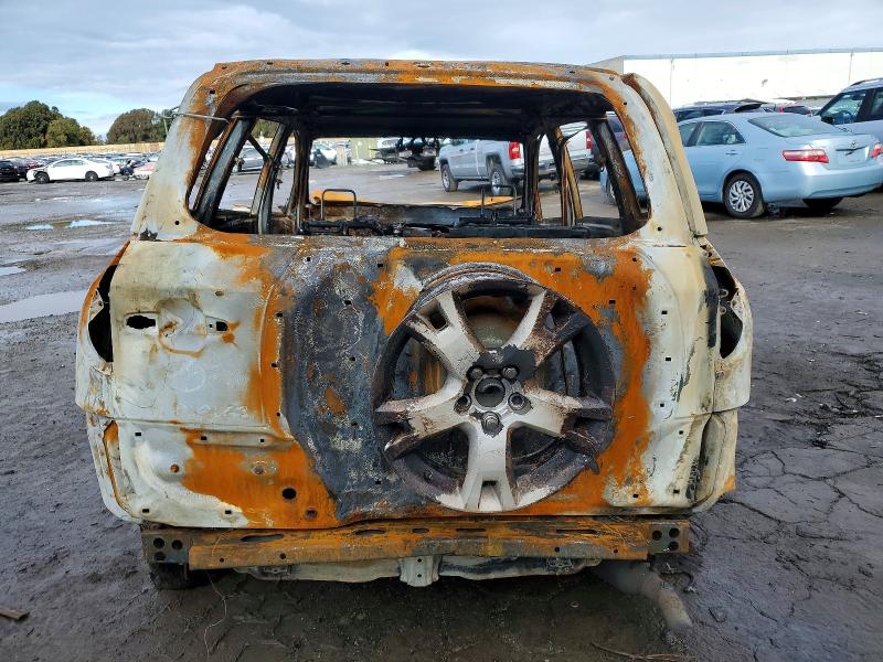 Photo 6 from auction – 2006 TOYOTA RAV4 with VIN JTMZD33V466012050