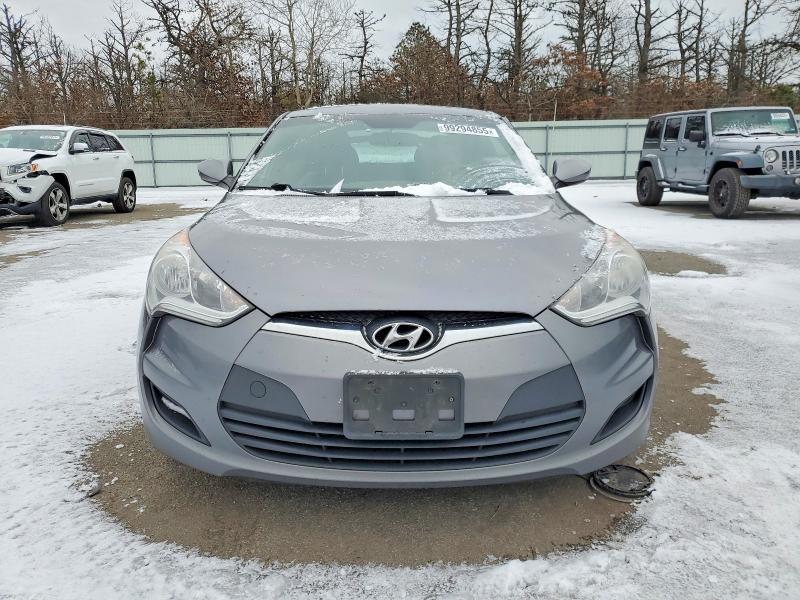 Photo 5 from auction – 2016 HYUNDAI VELOSTER with VIN KMHTC6AD1GU267302