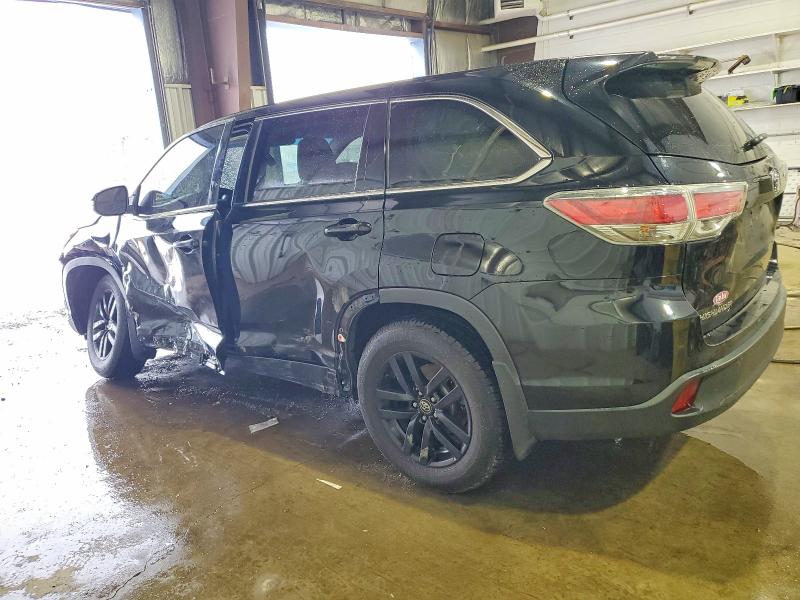 Фото 2 с аукциона – 2016 TOYOTA HIGHLANDER с VIN 5TDBKRFH3GS301860