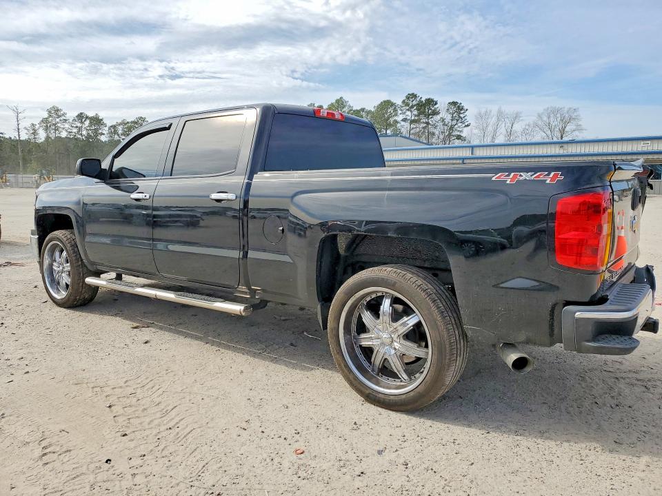 Photo 2 from auction – 2014 CHEVROLET SILVERADO with VIN 3GCUKREC0EG186550