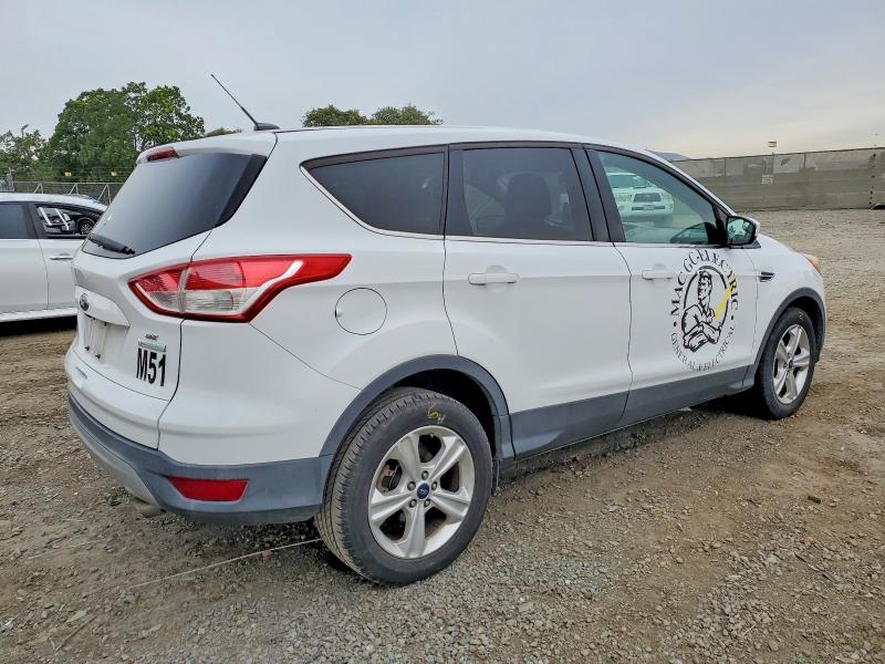 Photo 3 from auction – 2016 FORD ESCAPE SE with VIN 1FMCU0GX6GUB83245