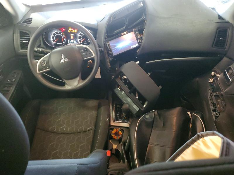 Photo 8 from auction – 2021 MITSUBISHI OUTLANDER with VIN JA4ARUAU0MU016789
