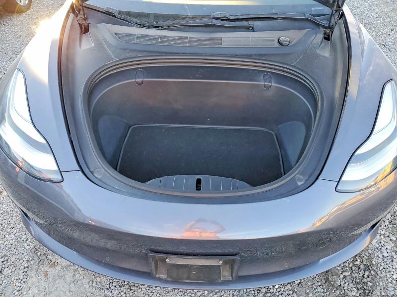 Photo 11 from auction – 2018 TESLA MODEL 3 with VIN 5YJ3E1EB3JF186912