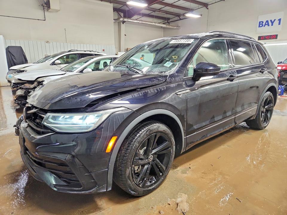 Photo 1 from auction – 2023 VOLKSWAGEN TIGUAN SE with VIN 3VVCB7AX3PM065512