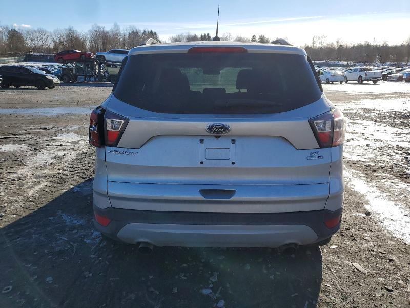 Photo 6 from auction – 2017 FORD ESCAPE SE with VIN 1FMCU9GD7HUB50783
