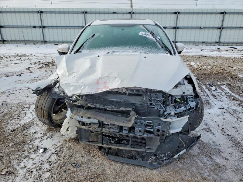 Photo 5 from auction – 2016 FORD FOCUS TITA with VIN 1FADP3N23GL359608