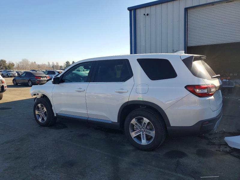 Photo 2 from auction – 2025 HONDA PILOT EXL with VIN 5FNYG2H46SB034952