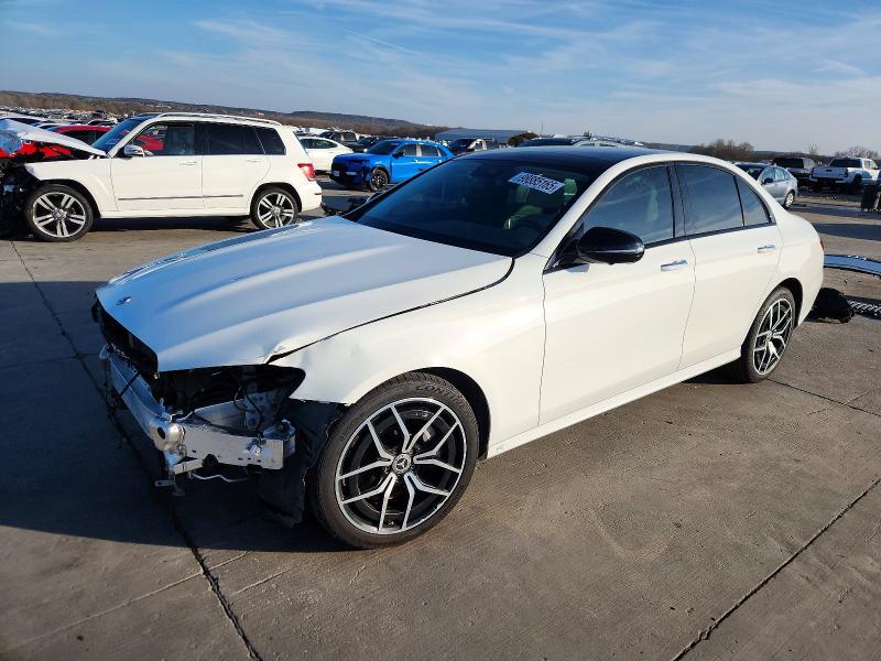 MERCEDES-BENZ E 350 2022 with VIN W1KZF8DB1NB086615 - Photo from auction