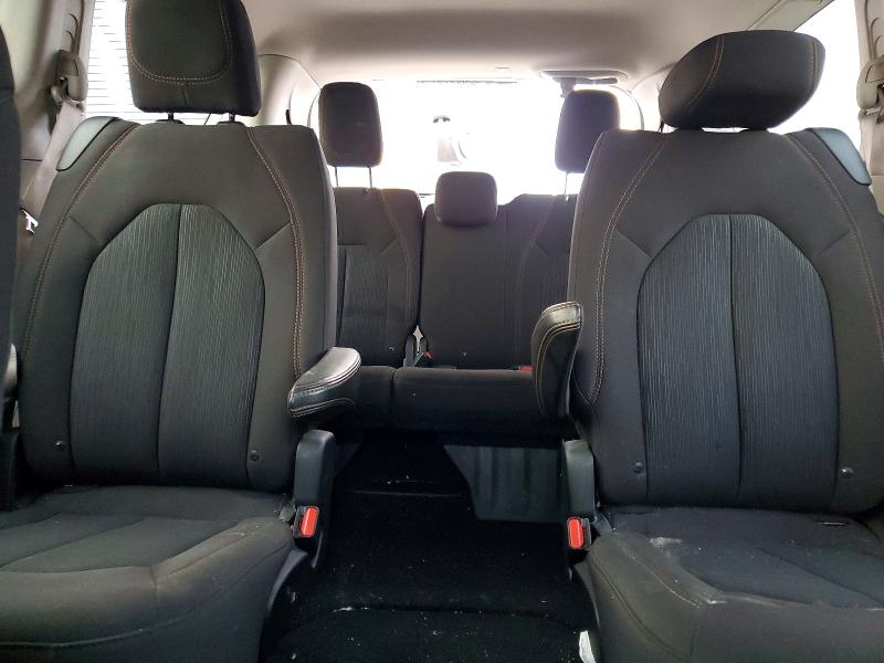 Photo 10 from auction – 2017 CHRYSLER PACIFICA with VIN 2C4RC1CG2HR695418