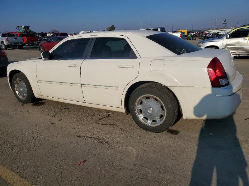 Photo 2 from auction – 2006 CHRYSLER 300 TOURIN with VIN 2C3KA53G86H525571
