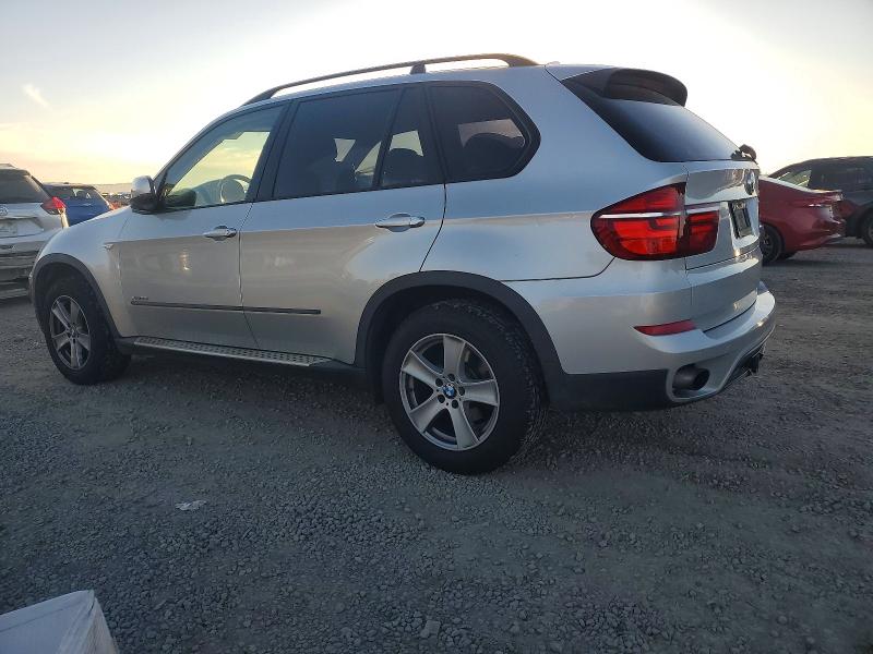 Photo 2 from auction – 2013 BMW X5 XDRIVE3 with VIN 5UXZV4C52D0G57073