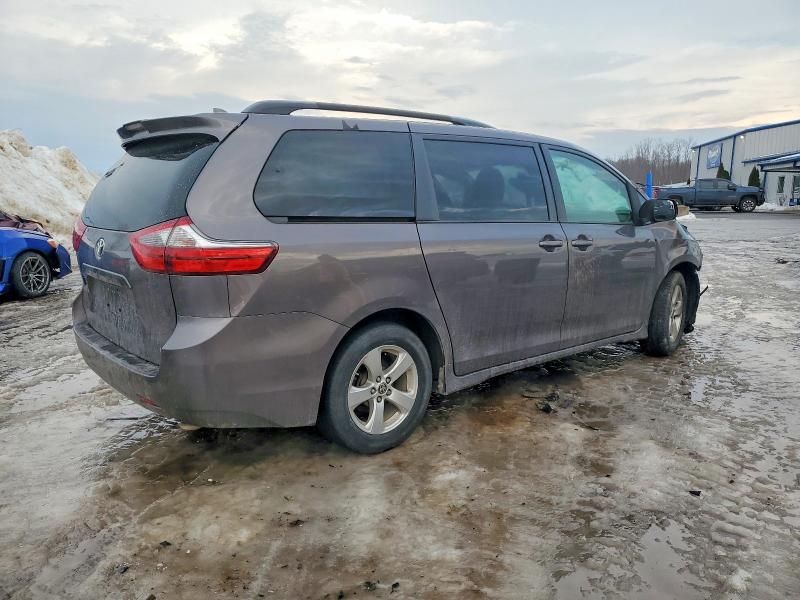 Photo 3 from auction – 2020 TOYOTA SIENNA LE with VIN 5TDKZ3DC2LS080441