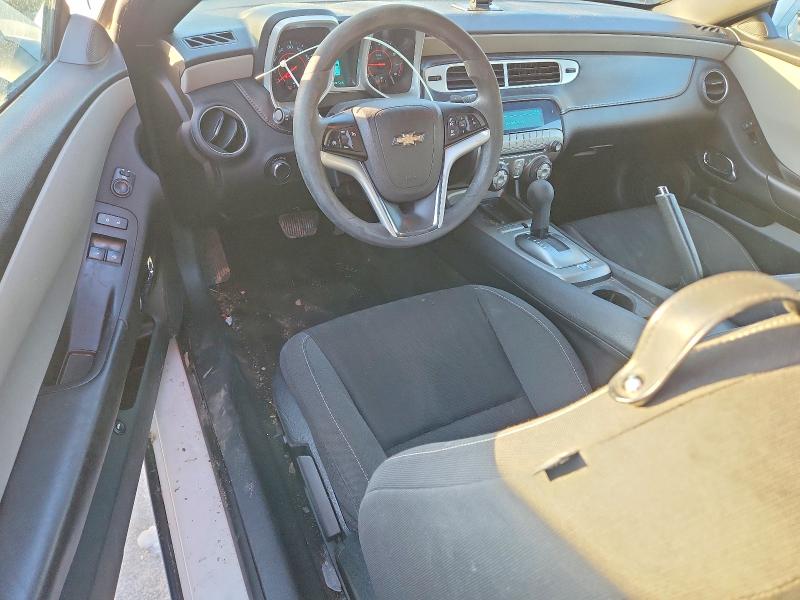 Photo 8 from auction – 2015 CHEVROLET CAMARO LS with VIN 2G1FB1E37F9224371