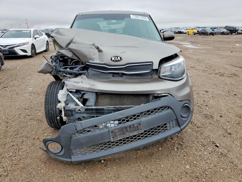 Photo 5 from auction – 2017 KIA SOUL with VIN KNDJN2A28H7502307