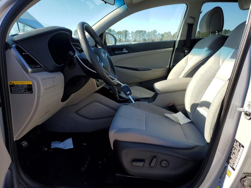 Photo 7 from auction – 2017 HYUNDAI TUCSON LIM with VIN KM8J3CA45HU344244