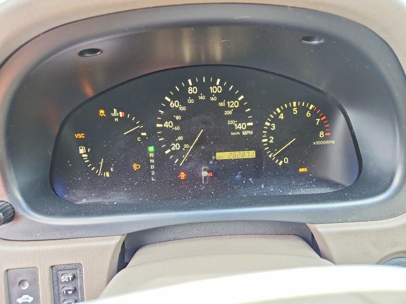 Photo 9 from auction – 2002 LEXUS RX 300 with VIN JTJHF10U420259536