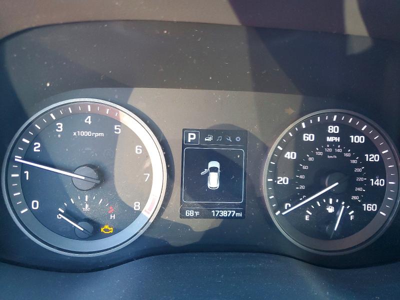 Photo 9 from auction – 2016 HYUNDAI TUCSON LIM with VIN KM8J33A47GU146845