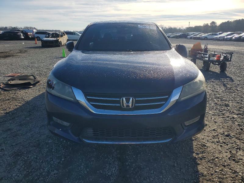 Photo 5 from auction – 2013 HONDA ACCORD with VIN 1HGCR2F86DA273859
