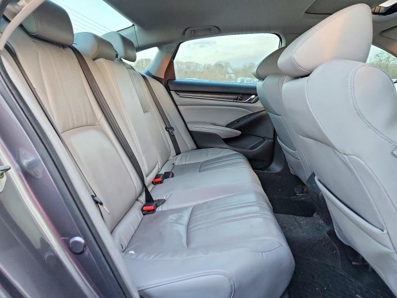 Photo 10 from auction – 2018 HONDA ACCORD with VIN 1HGCV3F97JA014612