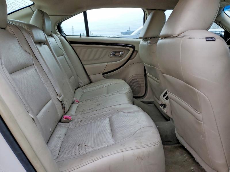 Photo 10 from auction – 2010 FORD TAURUS LIM with VIN 1FAHP2FW2AG102582