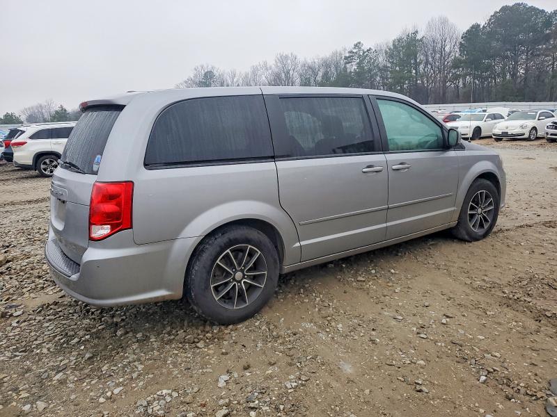 Photo 3 from auction – 2015 DODGE GRAND CARA with VIN 2C4RDGCG0FR635652