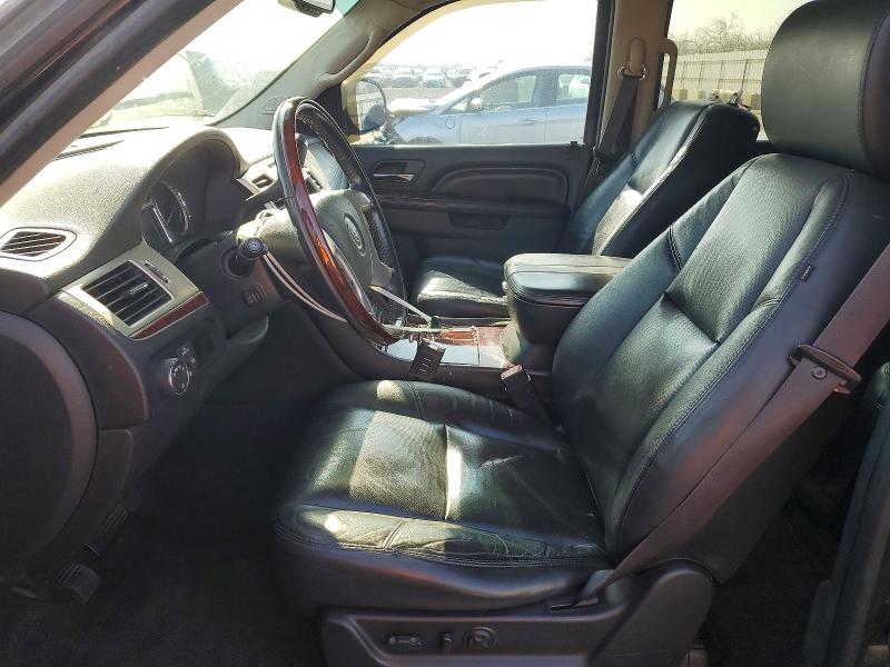 Photo 7 from auction – 2011 CADILLAC ESCALADE with VIN 1GYS3AEF1BR370398