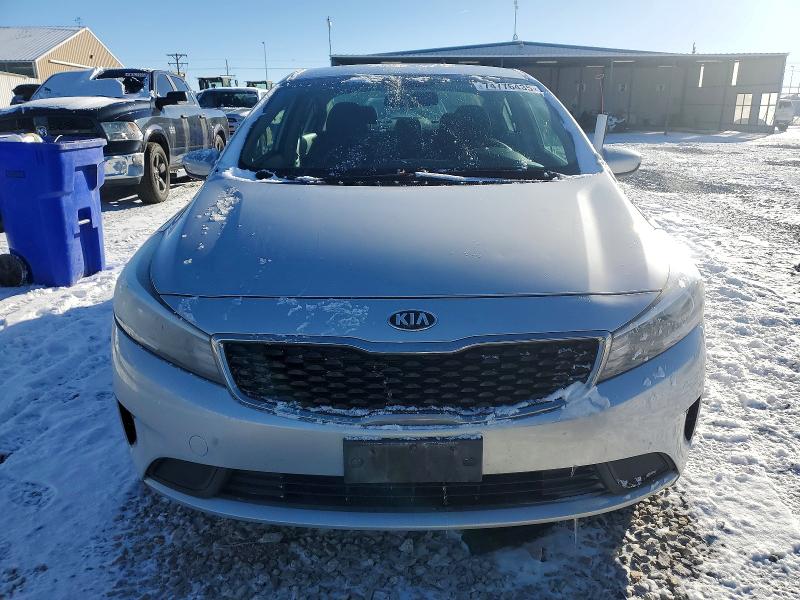Photo 5 from auction – 2017 KIA FORTE with VIN 3KPFL4A71HE009023