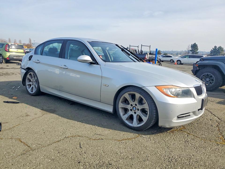 Photo 4 from auction – 2008 BMW 335 with VIN WBAVB73518P101807