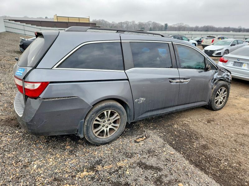 Foto 3 de la subasta – 2011 HONDA ODYSSEY EX con VIN 5FNRL5H63BB103373