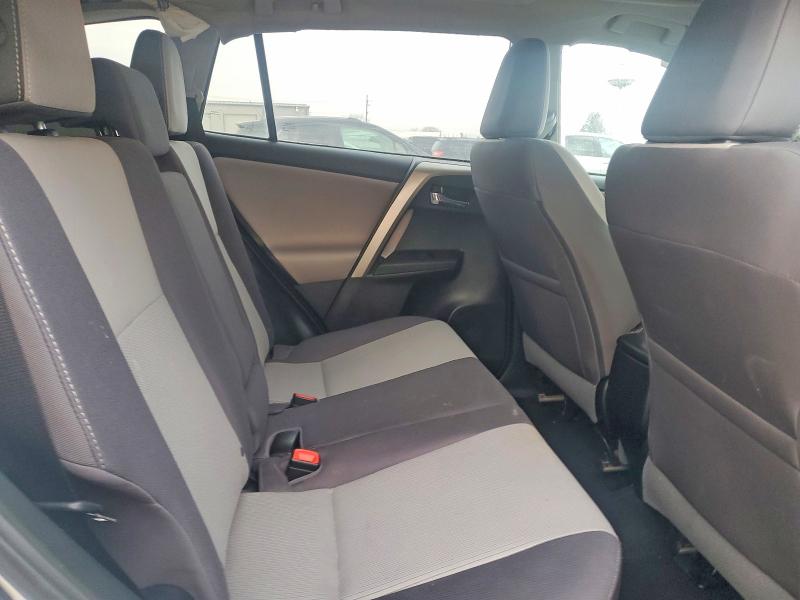 Photo 11 from auction – 2015 TOYOTA RAV4 with VIN 2T3WFREV7FW192555