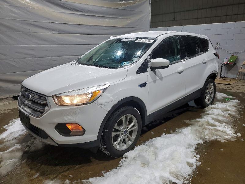 FORD ESCAPE SE 2017 with VIN 1FMCU9GDXHUB05742 - Photo from auction