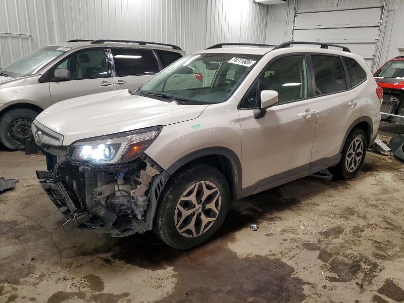 SUBARU FORESTER P 2019 with VIN JF2SKAGC5KH485668 - Photo from auction