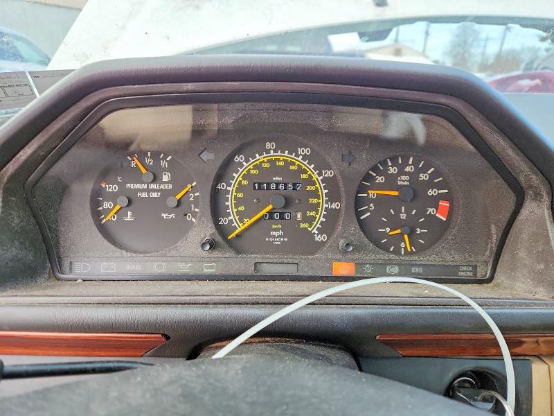 Photo 9 from auction – 1994 MERCEDES-BENZ E 320 with VIN WDBEA32E4RC036801