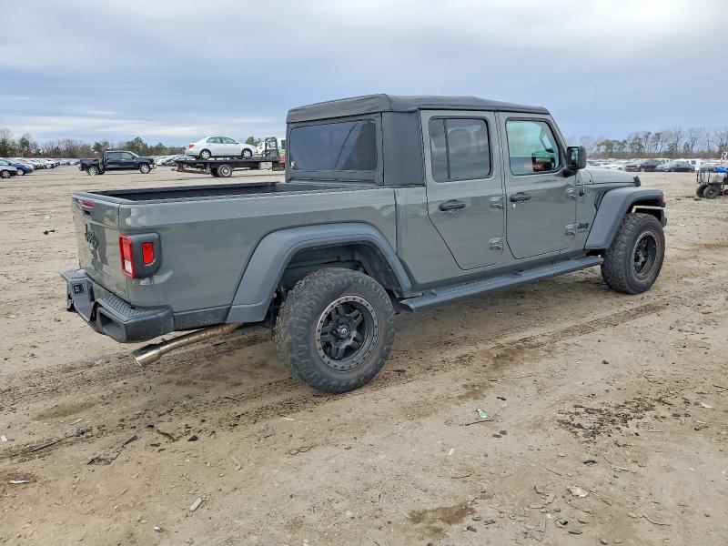 Photo 3 from auction – 2020 JEEP GLADIATOR with VIN 1C6HJTAG0LL201369