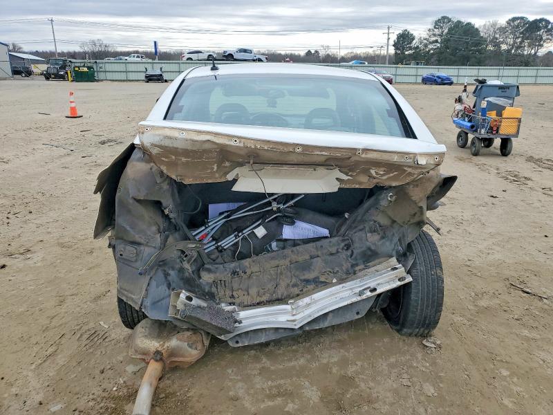 Photo 6 from auction – 2007 SATURN ION with VIN 1G8AL58B17Z141920