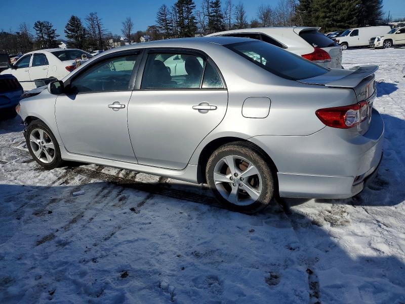 Photo 2 from auction – 2013 TOYOTA COROLLA with VIN 2T1BU4EE5DC030907