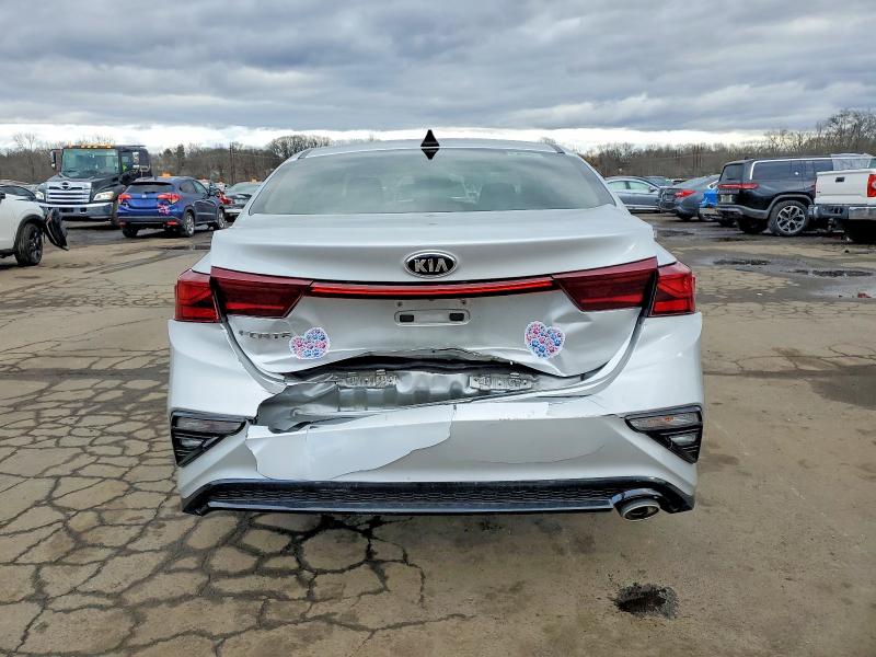 Photo 6 from auction – 2019 KIA FORTE with VIN 3KPF24AD7KE084227