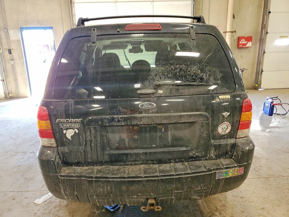 Photo 6 from auction – 2007 FORD ESCAPE with VIN 1FMCU94147KA19590